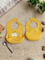 Waterproof Soft Silicone Baby Feeding Bib with Deep Crumb Catcher Pocket – Adjustable Mess-Free Weaning Bib