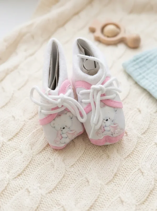 Tiny Shoes, Big Adventures: Adorable Newborn Booties! ⛵🐘